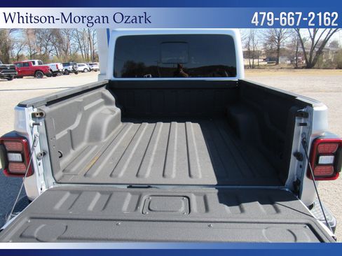 Used 2022 Jeep Gladiator Mojave w/ LED Lighting Group image 11