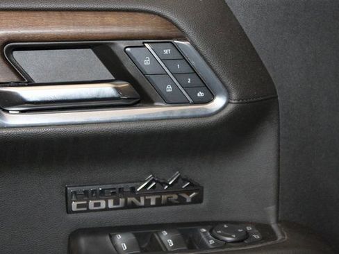Used 2024 Chevrolet Silverado 1500 High Country w/ Midnight Edition image 34