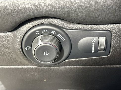 Used 2022 Dodge Durango GT AWD/4WD image 25