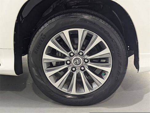 Used 2020 Lexus GX 460 Luxury w/ Accessory Package image 30