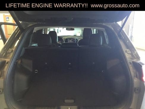 Used 2023 Jeep Cherokee Altitude Lux AWD/4WD image 26