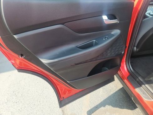 Used 2022 Hyundai Santa Fe SEL image 15