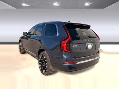 New 2026 Volvo XC90 B6 Plus w/ Protection Package Premier image 3