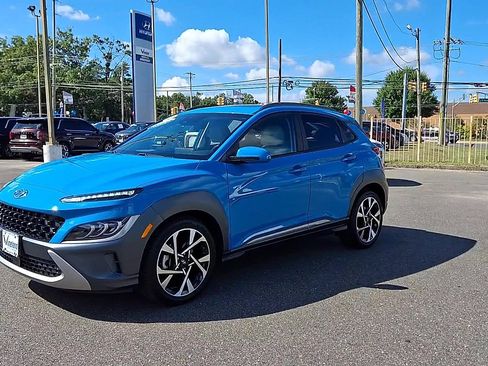 Certified 2023 Hyundai Kona Limited w/ Cargo Package image 4