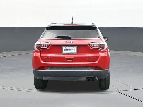 Used 2018 Jeep Compass Limited w/ Navigation Group image 11