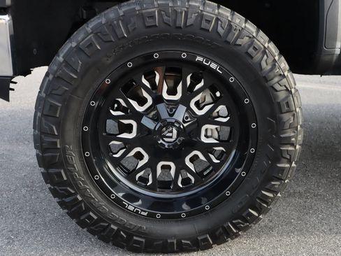 Used 2021 GMC Sierra 1500 SLT w/ SLT Premium Package image 30