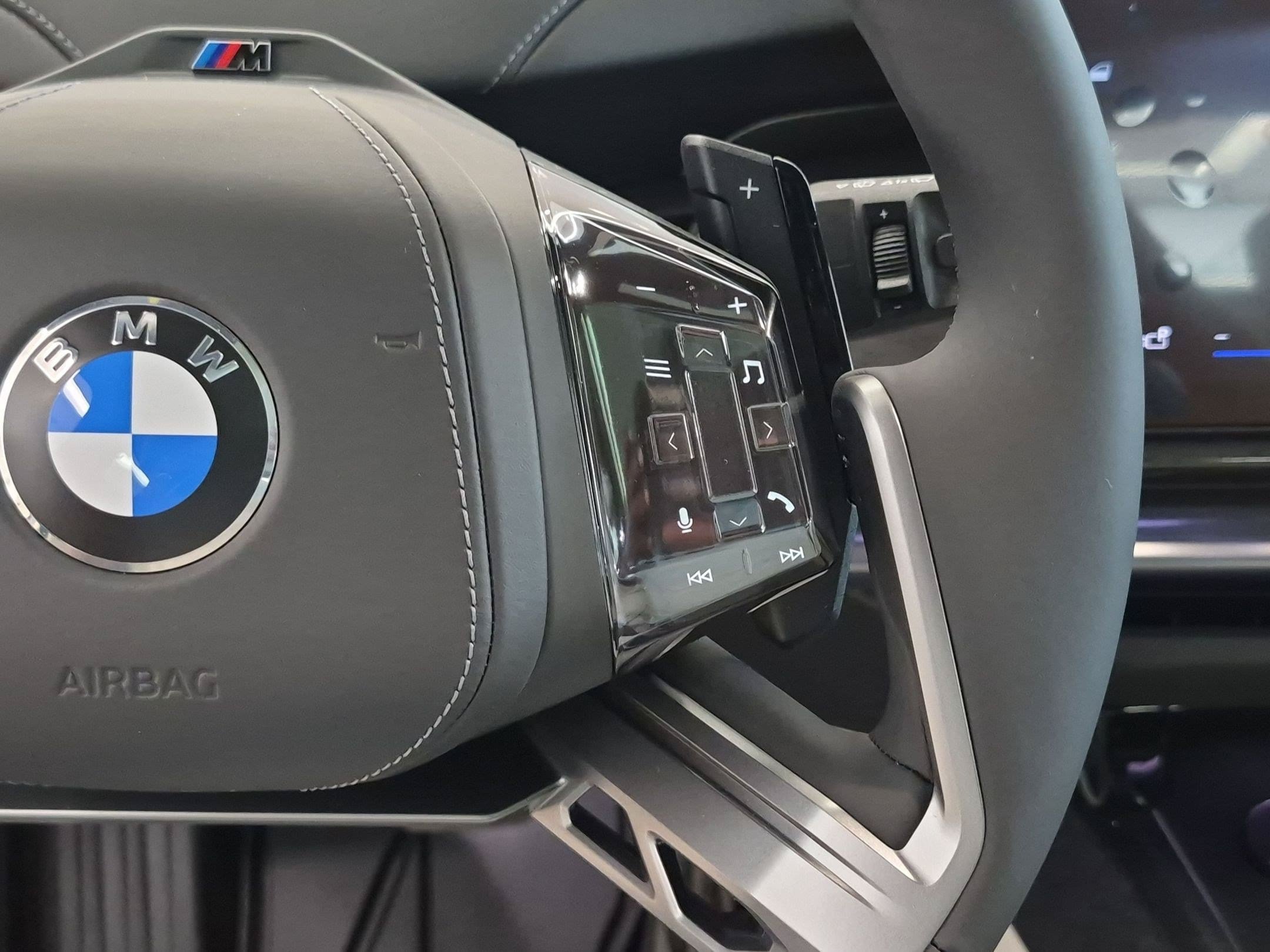 New 2027 BMW 740i w/ Executive Package RWD image 17