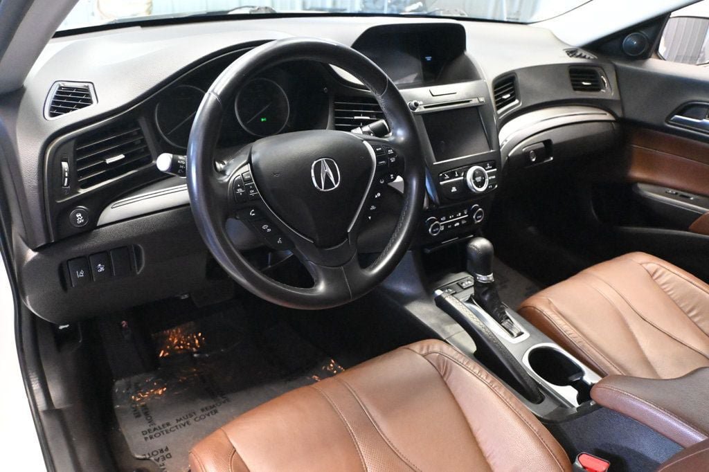 Used 2019 Acura ILX FWD image 10