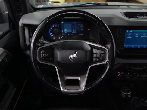 Used 2023 Ford Bronco Badlands image 29