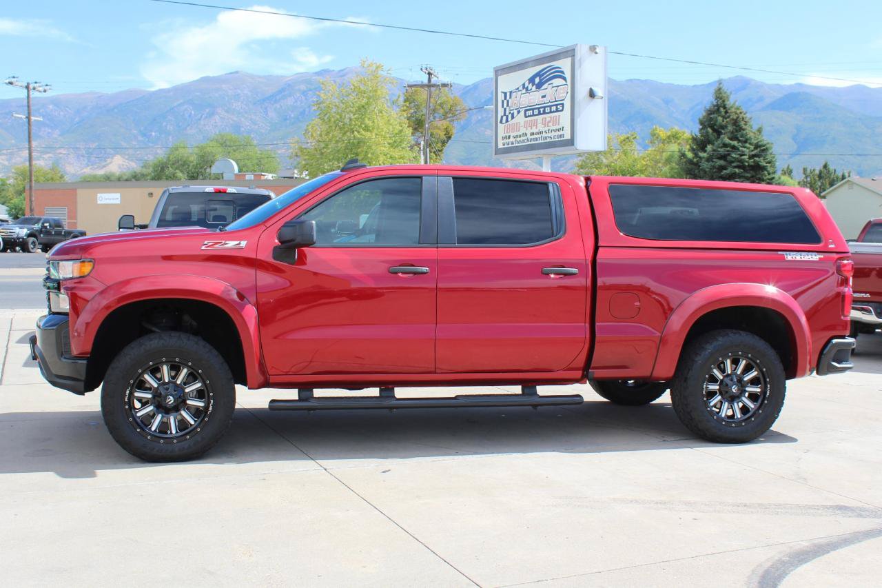Used 2021 Chevrolet Silverado 1500 Custom Trail Boss w/ Safety Confidence Package AWD/4WD image 4
