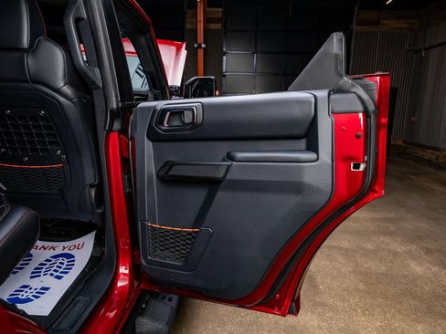 Used 2025 Ford Bronco Raptor AWD/4WD image 29