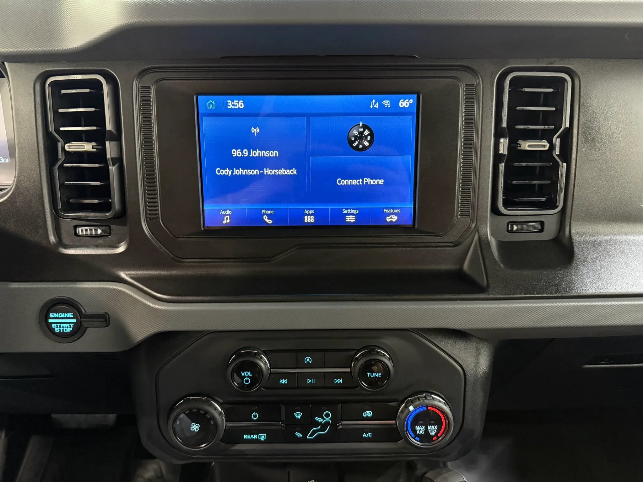Used 2023 Ford Bronco Big Bend w/ Sasquatch Package AWD/4WD image 22