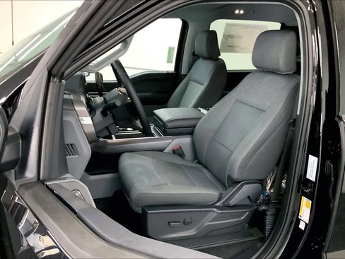 Used 2024 Ford F150 XLT image 10
