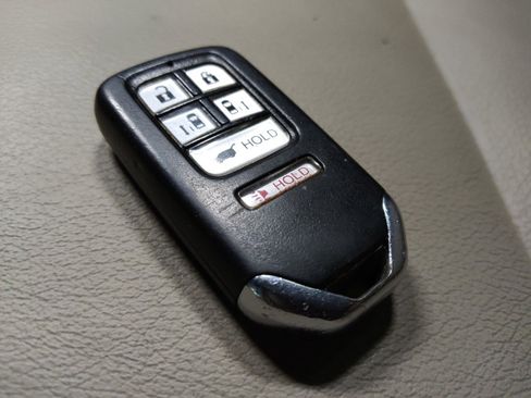 Used 2016 Honda Odyssey EX-L image 32