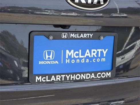 Used 2019 Kia Sorento LX w/ LX Convenience Package image 7