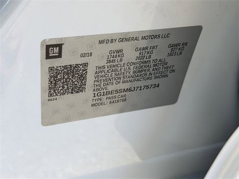 Used 2018 Chevrolet Cruze LT w/ Convenience Package image 36