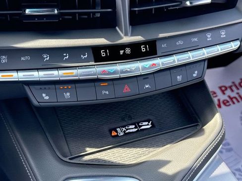 Used 2025 Cadillac CT4 Premium Luxury AWD/4WD image 19