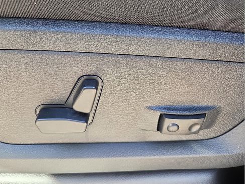 New 2026 RAM 3500 Limited image 15