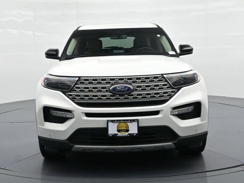 Used 2023 Ford Explorer Limited w/ Limited Technology Package AWD/4WD image 3