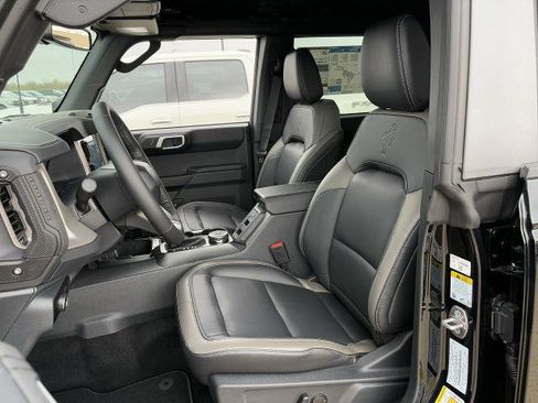 New 2026 Ford Bronco Outer Banks AWD/4WD image 25
