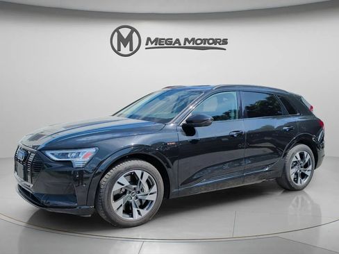 Used 2021 Audi e-tron Premium w/ Convenience Plus Package AWD/4WD image 2