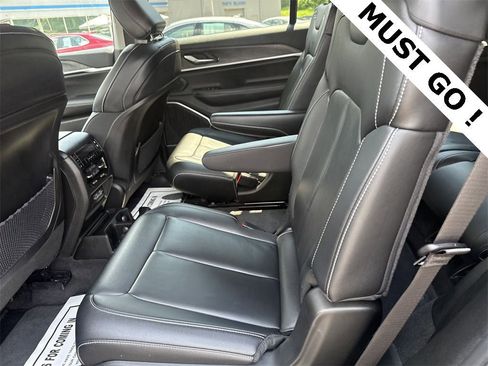 Used 2021 Jeep Grand Cherokee L Limited image 13