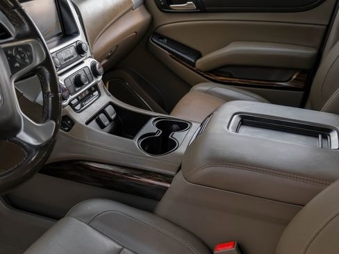 Used 2018 GMC Yukon SLT w/ Open Road Package image 23