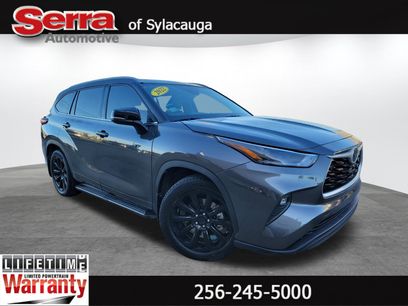 Used 2022 Toyota Highlander XLE