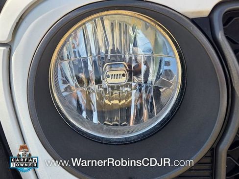 Used 2024 Jeep Wrangler Unlimited Sport w/ Convenience Group AWD/4WD image 30