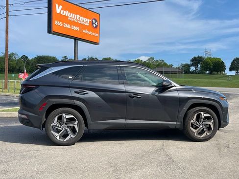 Used 2022 Hyundai Tucson Limited w/ Cargo Package AWD/4WD image 11