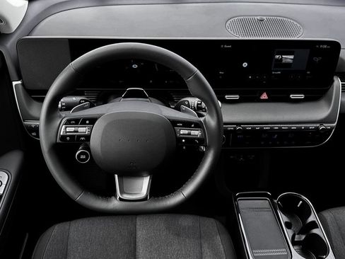 New 2026 Hyundai Ioniq 5 SE RWD image 17