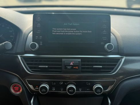 Used 2018 Honda Accord Sport image 15