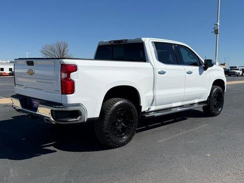 Used 2022 Chevrolet Silverado 1500 LTZ image 12