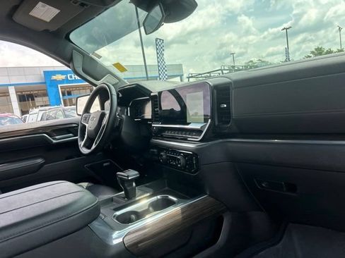 Used 2025 Chevrolet Silverado 1500 RST w/ RST All Star Premium Package AWD/4WD image 33