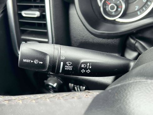 Used 2025 RAM 1500 Laramie image 18