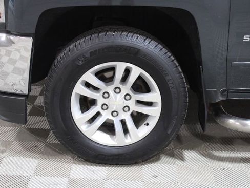 Used 2018 Chevrolet Silverado 1500 LT w/ All Star Edition AWD/4WD image 43