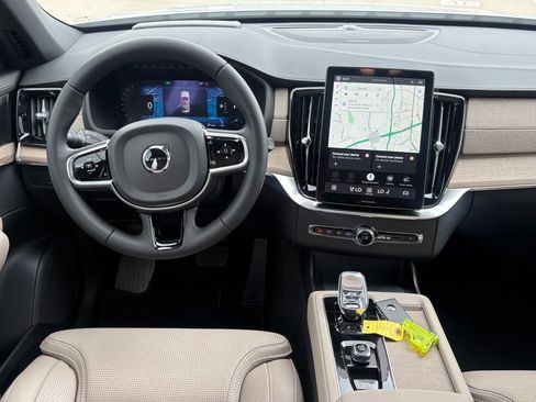New 2026 Volvo XC90 B6 Ultra w/ Protection Package Premier AWD/4WD image 11