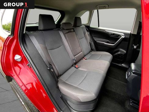 Used 2025 Toyota RAV4 LE AWD/4WD image 20