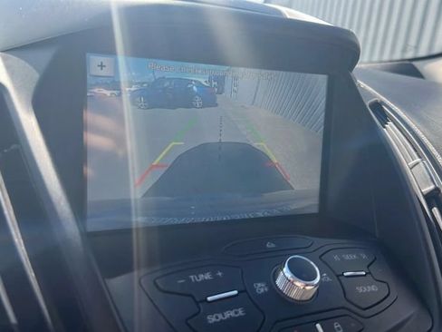 Used 2016 Ford Escape SE w/ Equipment Group 201A AWD/4WD image 33