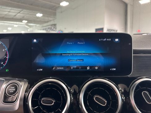 Used 2021 Mercedes-Benz GLB 250 image 28