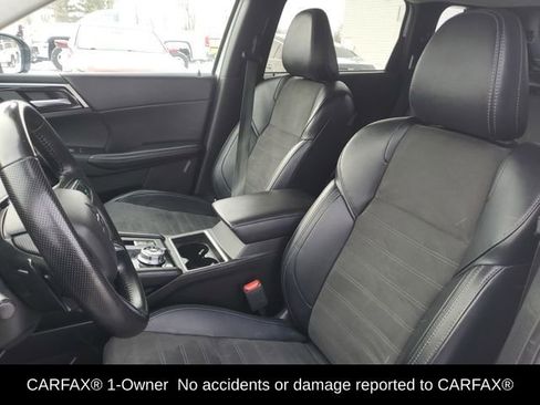 Used 2024 Mitsubishi Outlander SE image 6