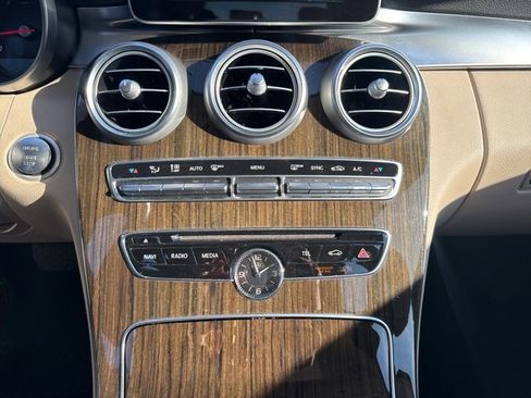 Used 2017 Mercedes-Benz C 300 4MATIC Sedan image 27