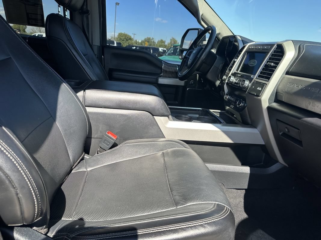Used 2019 Ford F250 Lariat w/ Lariat Ultimate Package AWD/4WD image 15