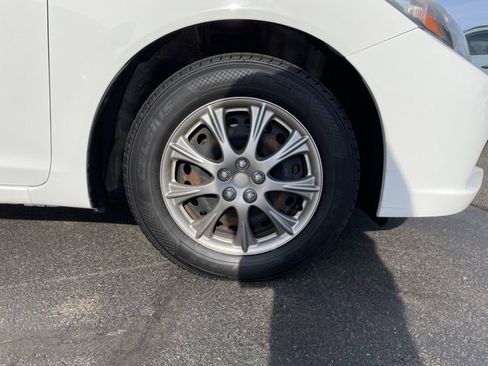 Used 2014 Honda Civic LX image 30