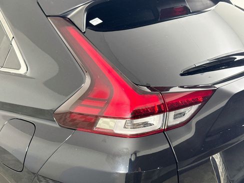Used 2022 Mitsubishi Eclipse Cross ES FWD image 35