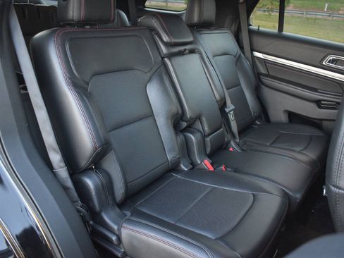 Used 2016 Ford Explorer Sport w/ Equipment Group 401A AWD/4WD image 15