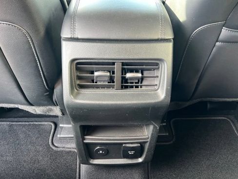 Used 2024 Ford Edge SEL w/ Convenience Package AWD/4WD image 20