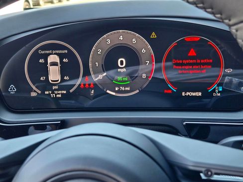 New 2025 Porsche Cayenne S AWD/4WD image 23