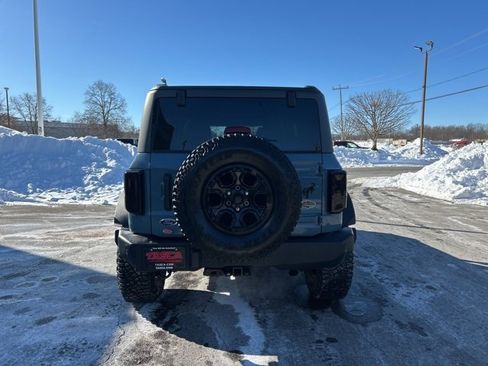 Used 2023 Ford Bronco Wildtrak image 6