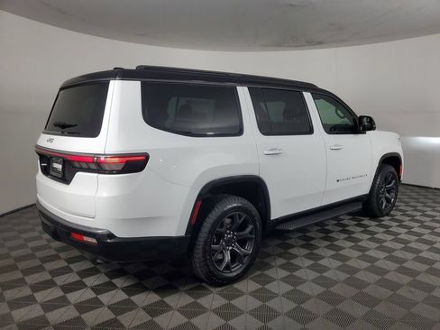 New 2026 Jeep Grand Wagoneer 4WD image 4